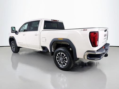 Coastal Dune 2026 GMC Sierra 2500 SLE