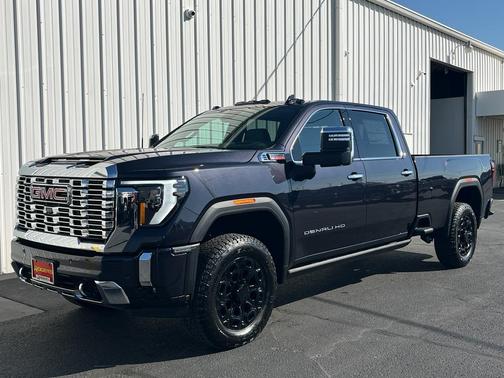 2025 GMC Sierra 3500 Denali