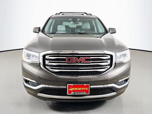 Smokey Quartz Metallic 2019 GMC Acadia SLT-2