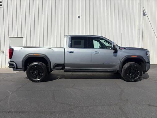 2025 GMC Sierra 3500 Denali