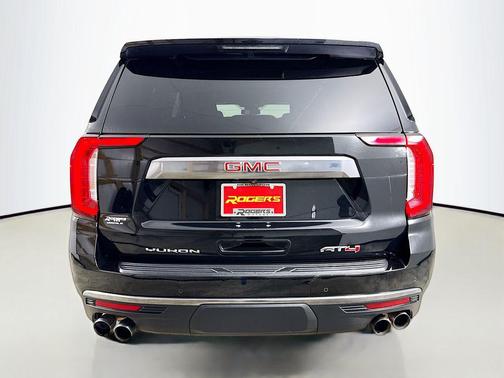 2024 GMC Yukon XL AT4