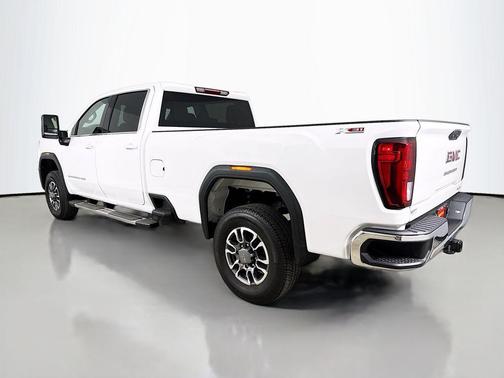 Summit White 2025 GMC Sierra 3500 SLE