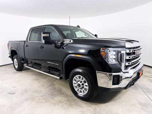 Onyx Black 2022 GMC Sierra 2500 SLE