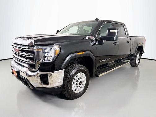 Onyx Black 2022 GMC Sierra 2500 SLE
