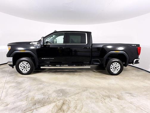 Onyx Black 2022 GMC Sierra 2500 SLE