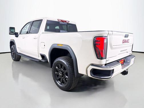 2026 GMC Sierra 2500 AT4