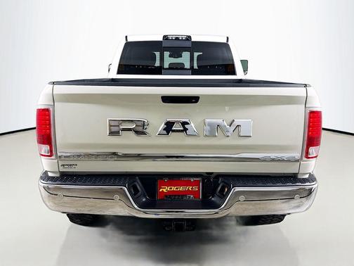 2018 RAM 2500 Limited Crew Cab 4x4 6'4' Box