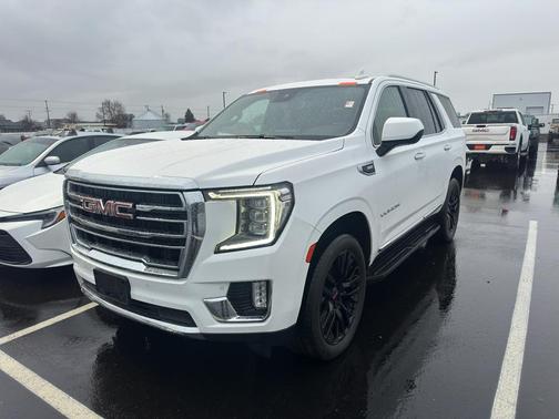 2023 GMC Yukon SLT