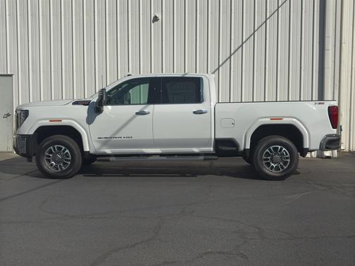 2025 GMC Sierra 2500 SLT