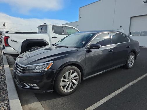 2018 Volkswagen Passat 2.0T SE