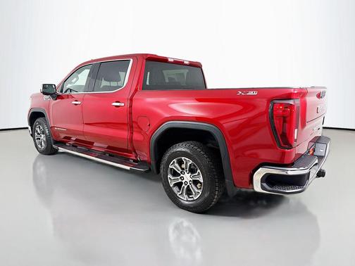 Volcanic Red Tintcoat 2023 GMC Sierra 1500 SLT