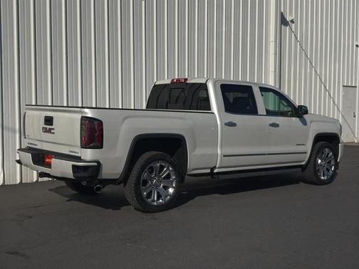 2017 GMC Sierra 1500 Denali