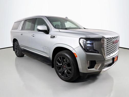 Sterling Metallic 2023 GMC Yukon XL Denali