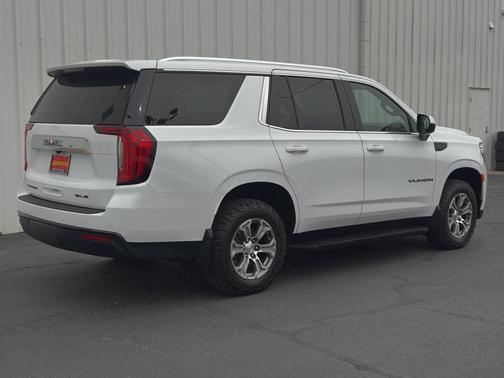 2023 GMC Yukon SLE