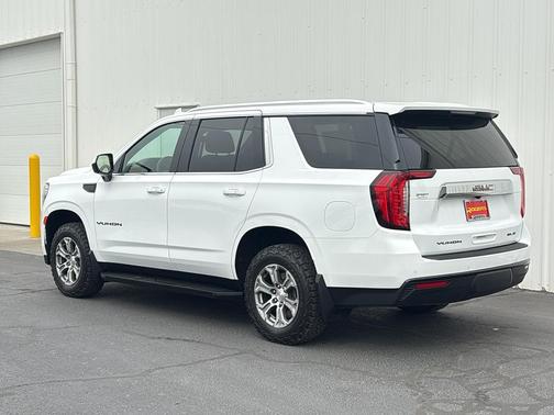 2023 GMC Yukon SLE