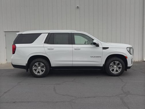 2023 GMC Yukon SLE