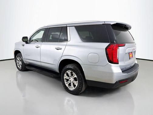 Sterling Metallic 2024 GMC Yukon SLE