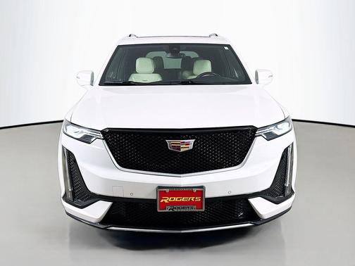 Crystal White Tricoat 2024 Cadillac XT6 Sport AWD