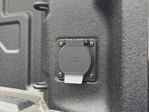 2025 GMC Sierra 2500 SLT