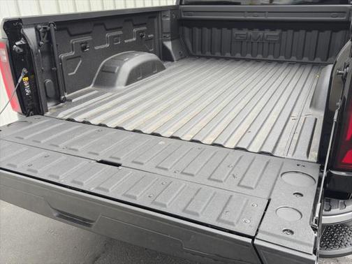 2025 GMC Sierra 2500 SLT