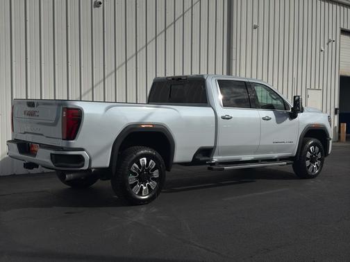 2026 GMC Sierra 3500 Denali