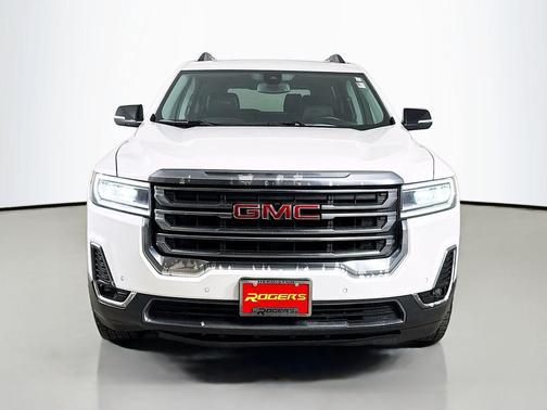 2022 GMC Acadia AWD AT4