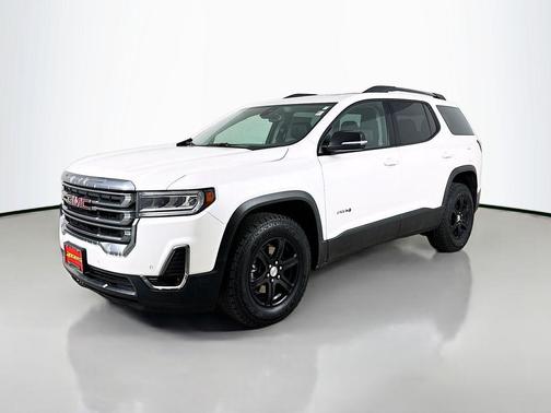 2022 GMC Acadia AWD AT4