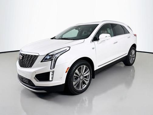 Crystal White Tricoat 2022 Cadillac XT5 Premium Luxury