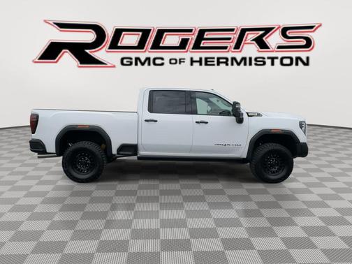 2025 GMC Sierra 2500 AT4