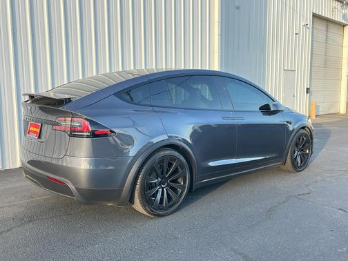 2022 Tesla Model X Dual Motor All-Wheel Drive