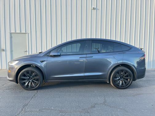 2022 Tesla Model X Dual Motor All-Wheel Drive