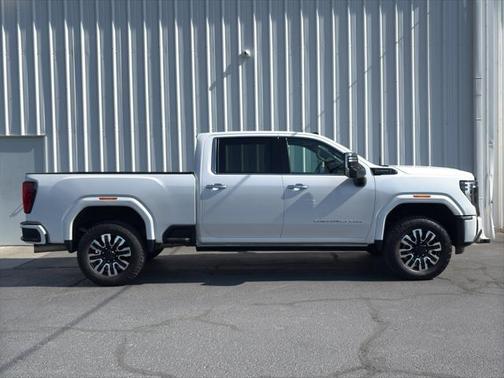 2024 GMC Sierra 2500 Denali Ultimate