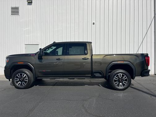 2023 GMC Sierra 2500 AT4