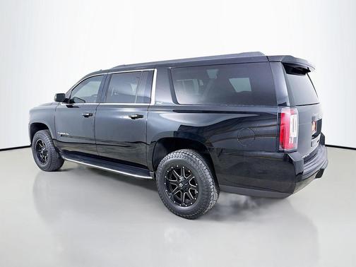 Onyx Black 2019 GMC Yukon XL SLT