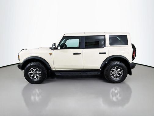 DESERT SAND 2025 Ford Bronco Badlands