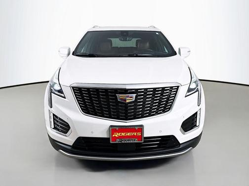 Crystal White Tricoat 2023 Cadillac XT5 Premium Luxury