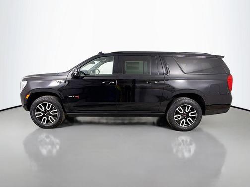 2024 GMC Yukon XL AT4