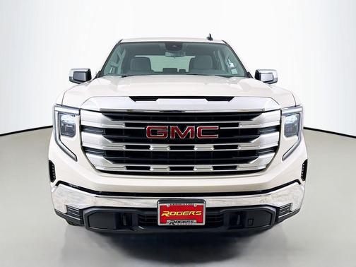 Coastal Dune 2026 GMC Sierra 1500 SLE