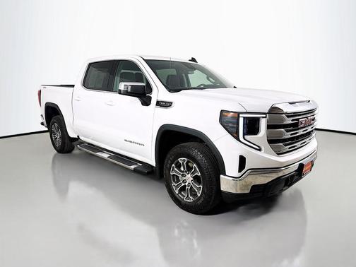 Summit White 2023 GMC Sierra 1500 SLE