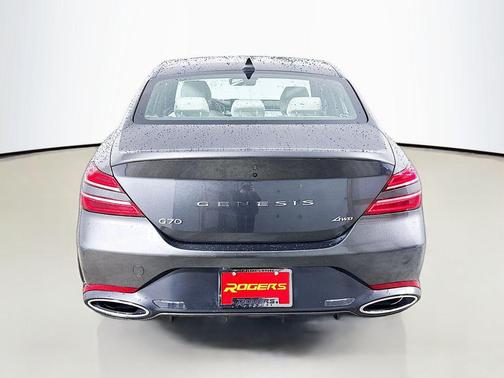 2024 Genesis G70 2.5T AWD
