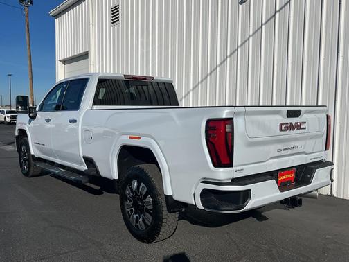 2026 GMC Sierra 3500 Denali