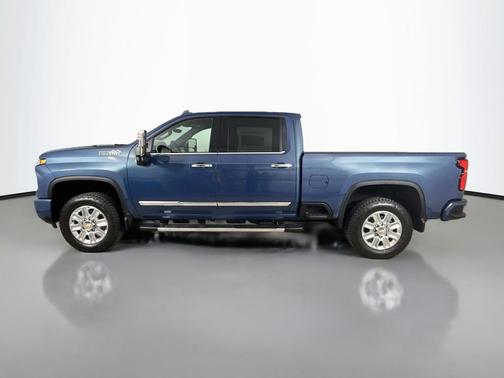 Lakeshore Blue Metallic 2024 Chevrolet Silverado 2500 High Country