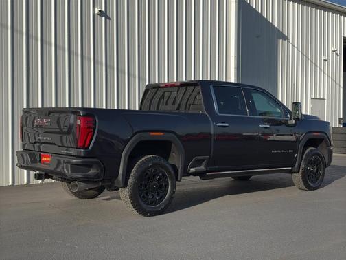 2025 GMC Sierra 3500 Denali