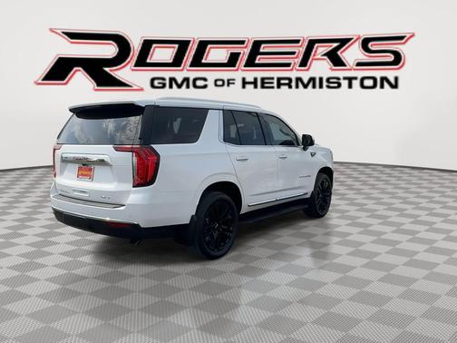 2023 GMC Yukon SLT