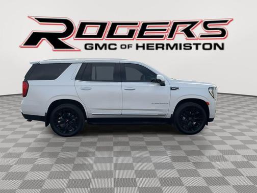 2023 GMC Yukon SLT