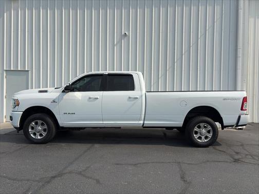 2020 RAM 2500 Big Horn Crew Cab 4X4 8' Box