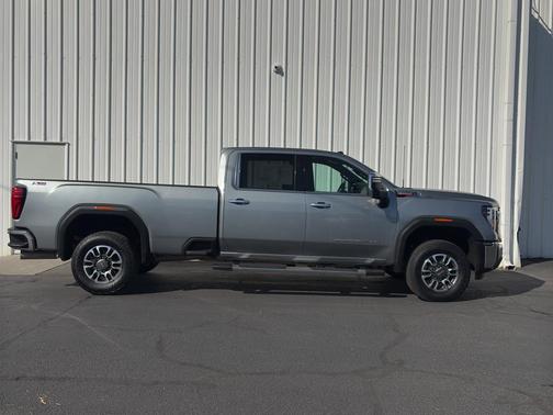 2024 GMC Sierra 3500 SLT