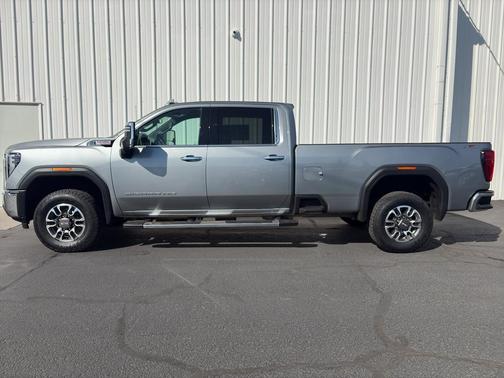 2024 GMC Sierra 3500 SLT