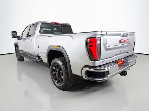 2026 GMC Sierra 3500 AT4