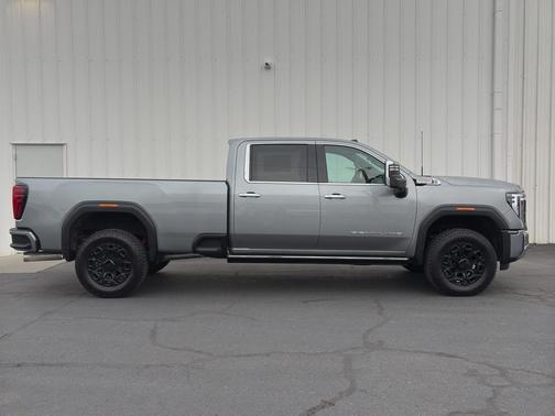 2025 GMC Sierra 3500 Denali